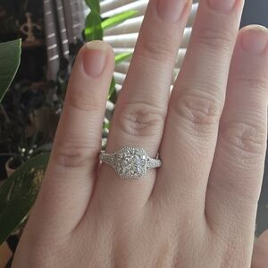 14k White Gold Diamond Ring